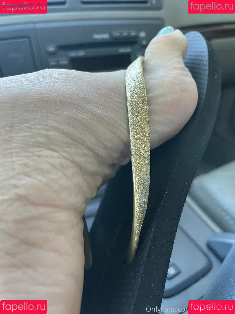 mimifootnip Onlyfans Photo Gallery 