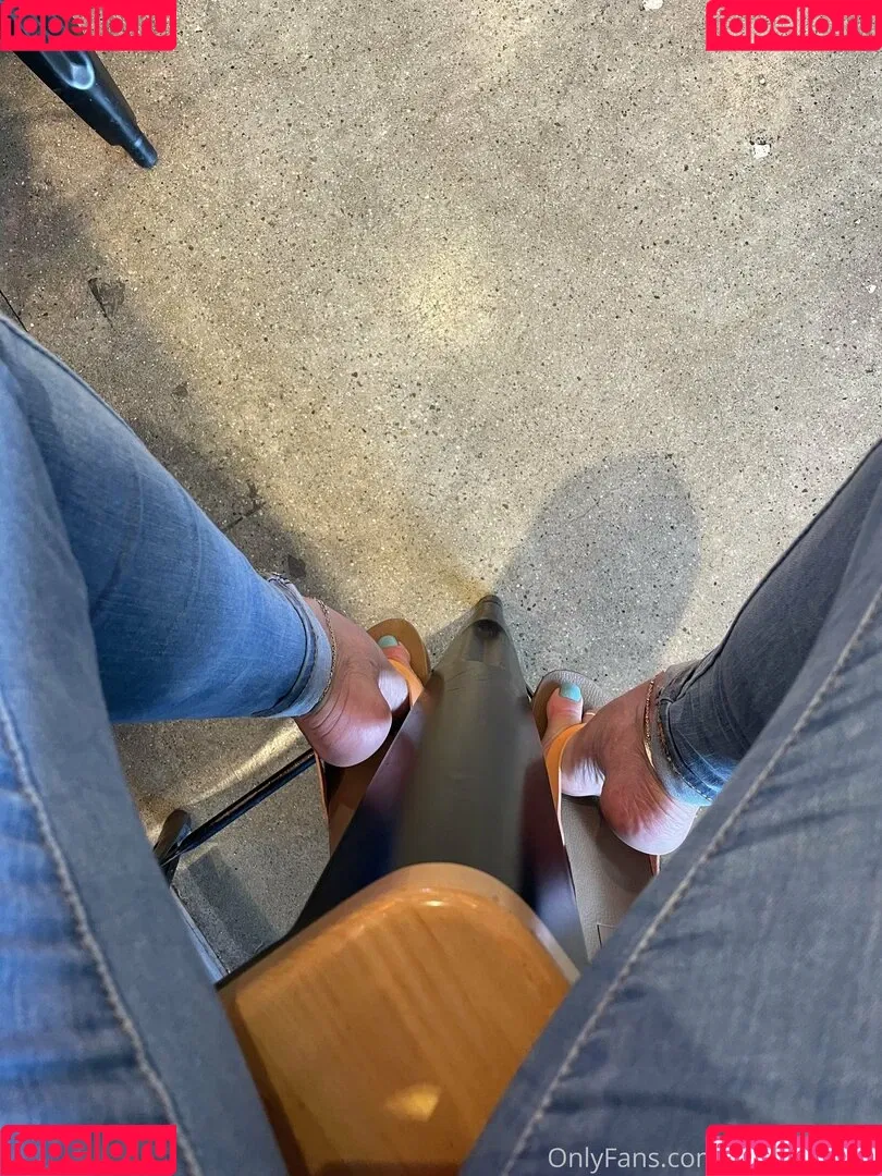mimifootnip Onlyfans Photo Gallery 
