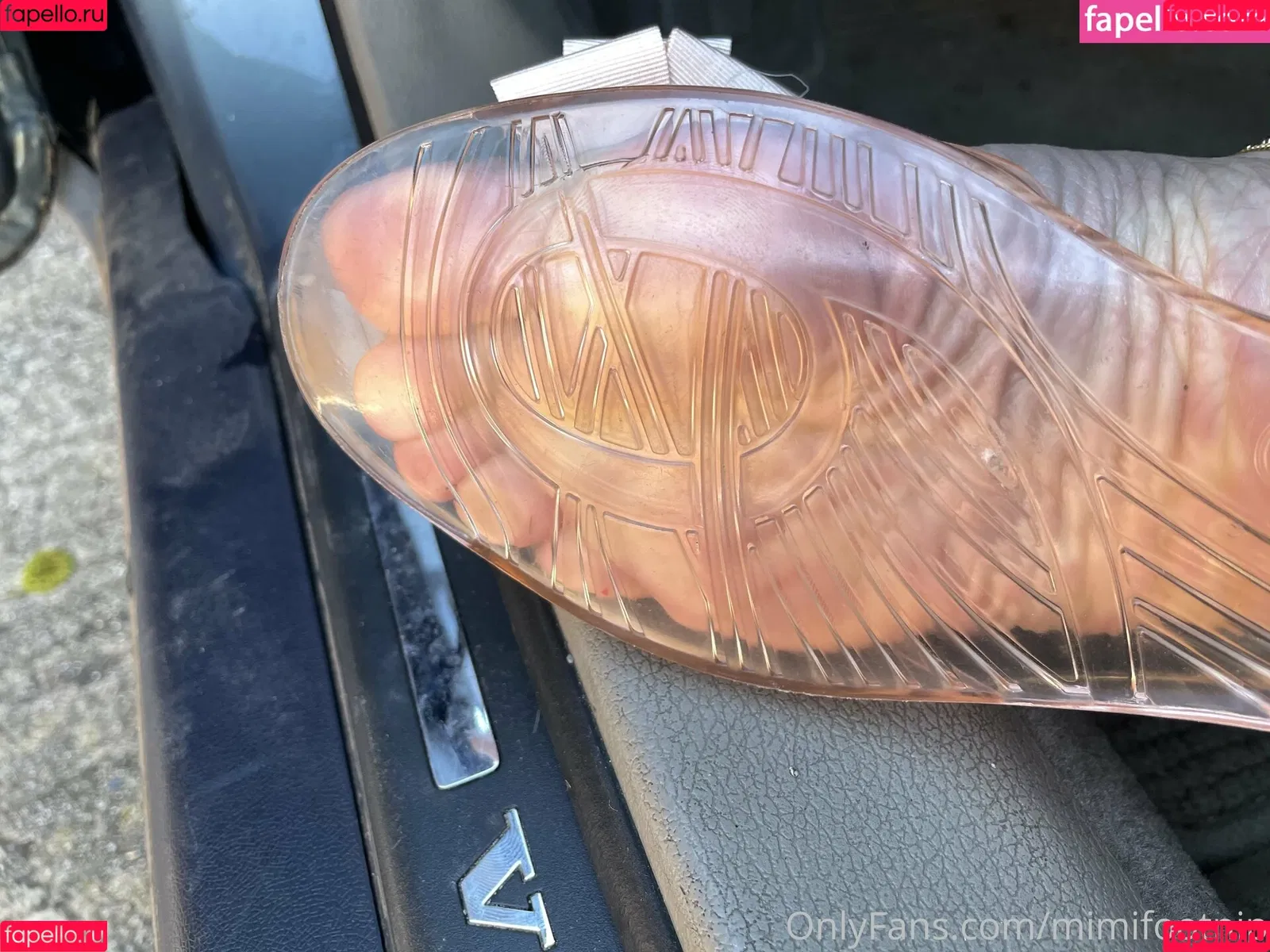 mimifootnip Onlyfans Photo Gallery 