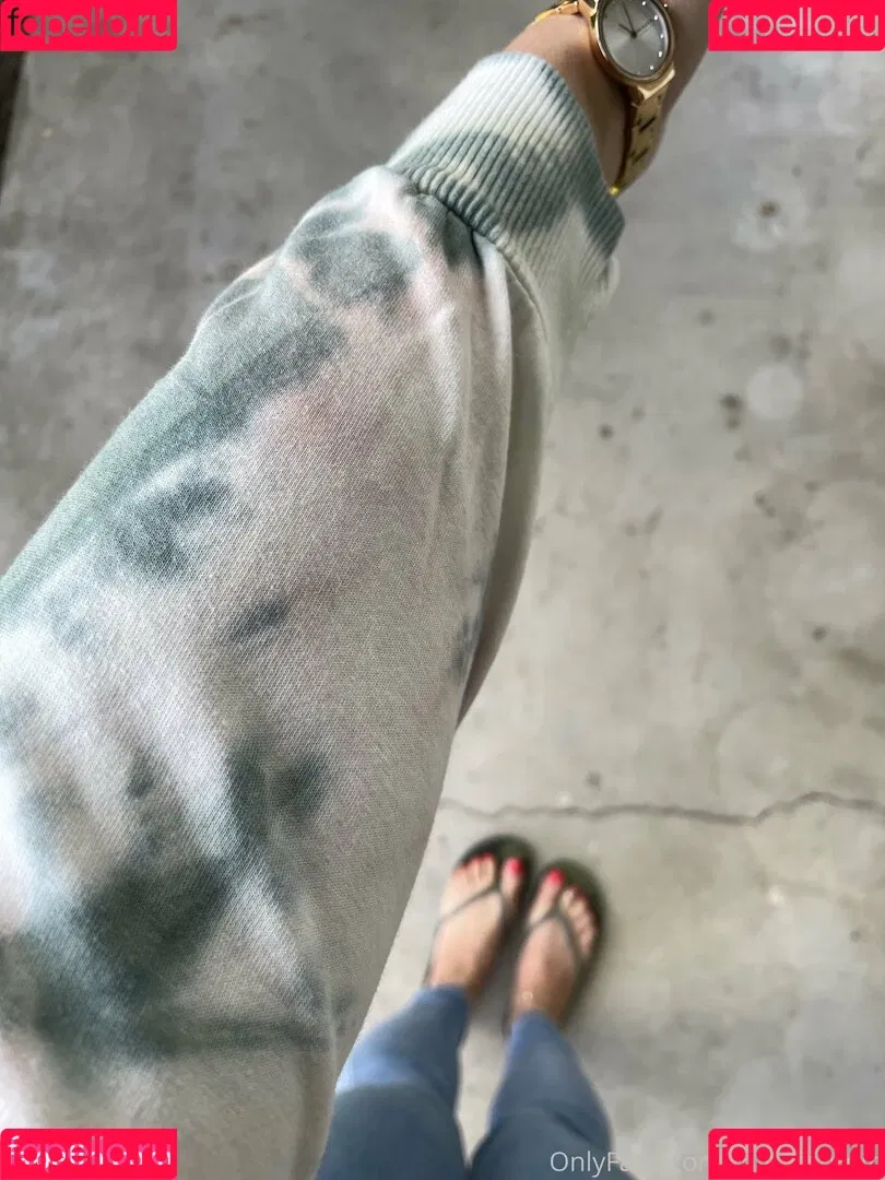 mimifootnip Onlyfans Photo Gallery 