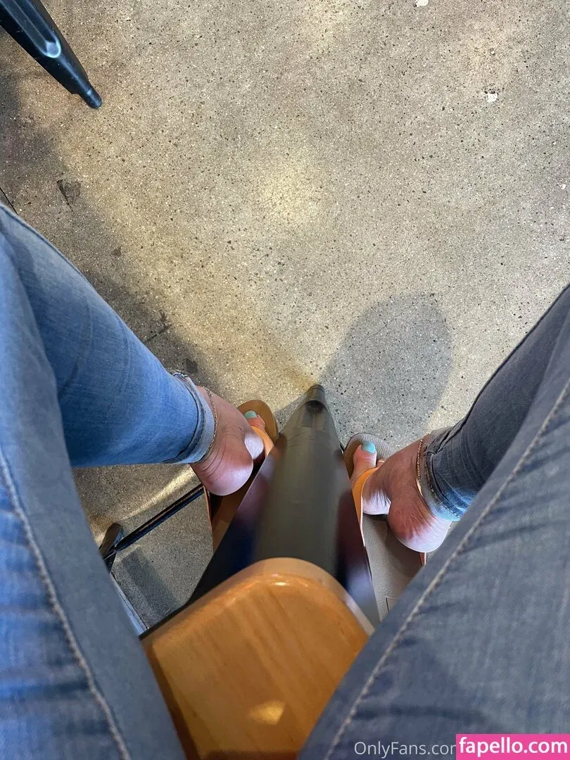 mimifootnip Onlyfans Photo Gallery 