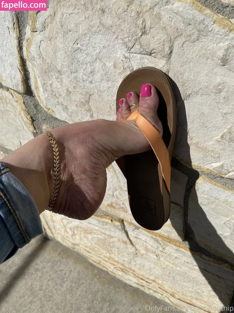 mimifootnip Onlyfans Photo Gallery 