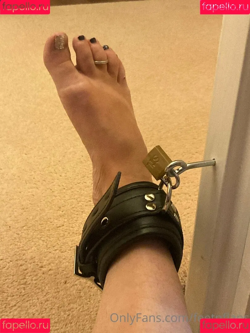 feetnflaps Onlyfans Photo Gallery 