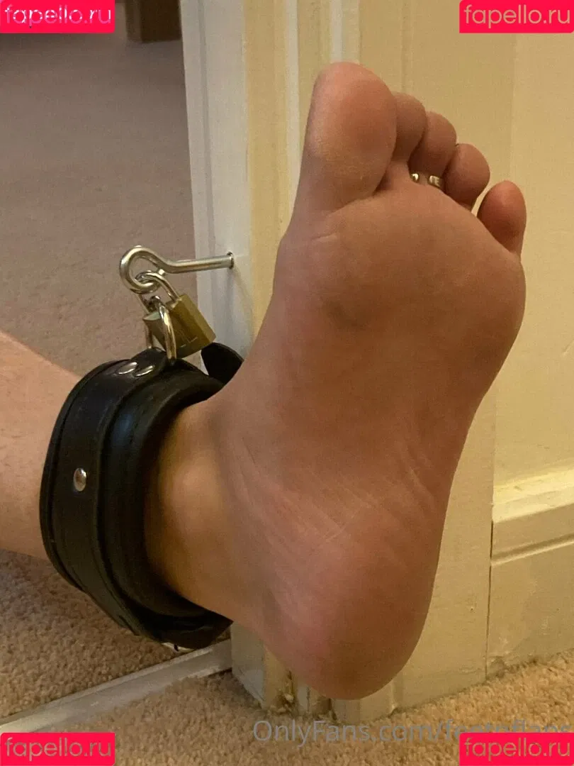 feetnflaps Onlyfans Photo Gallery 