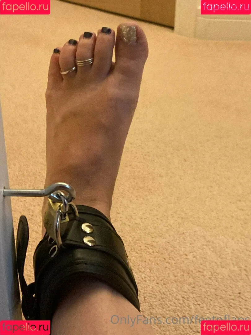 feetnflaps Onlyfans Photo Gallery 
