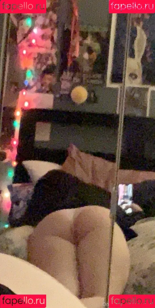 wuvspell Onlyfans Photo Gallery 