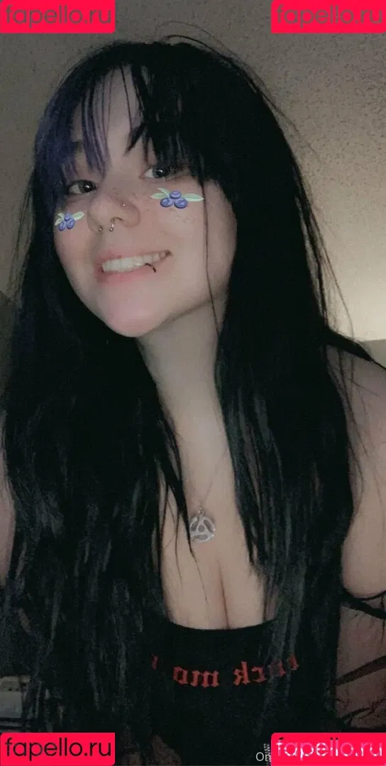 wuvspell Onlyfans Photo Gallery 