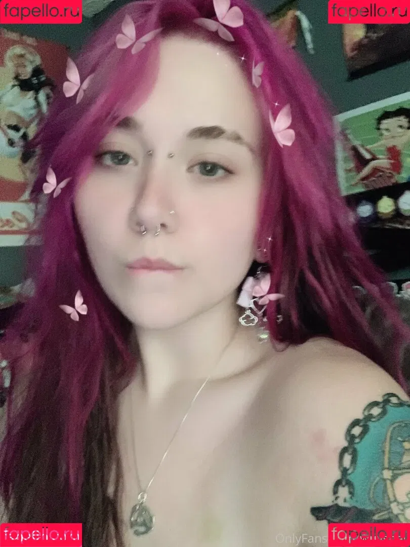 wuvspell Onlyfans Photo Gallery 