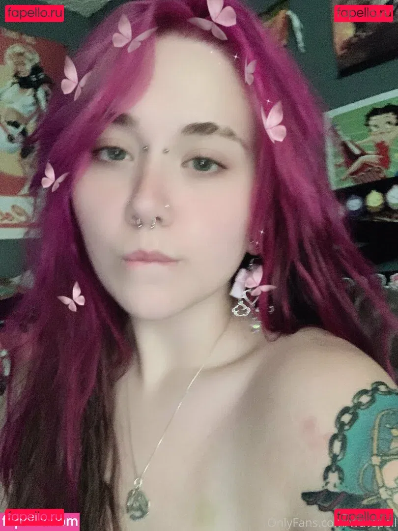 wuvspell Onlyfans Photo Gallery 