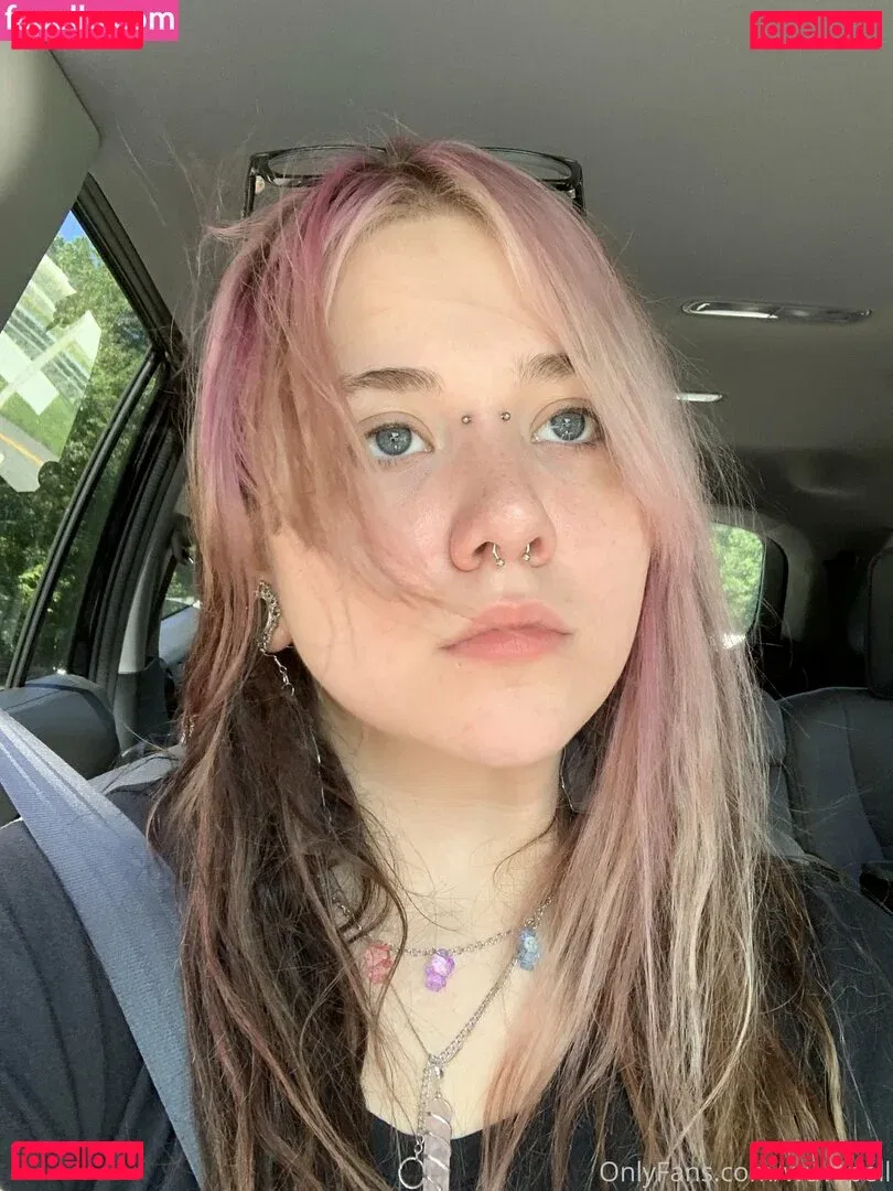 wuvspell Onlyfans Photo Gallery 