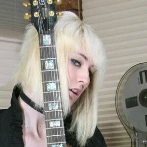 Bee Armitage Onlyfans Photo Gallery 