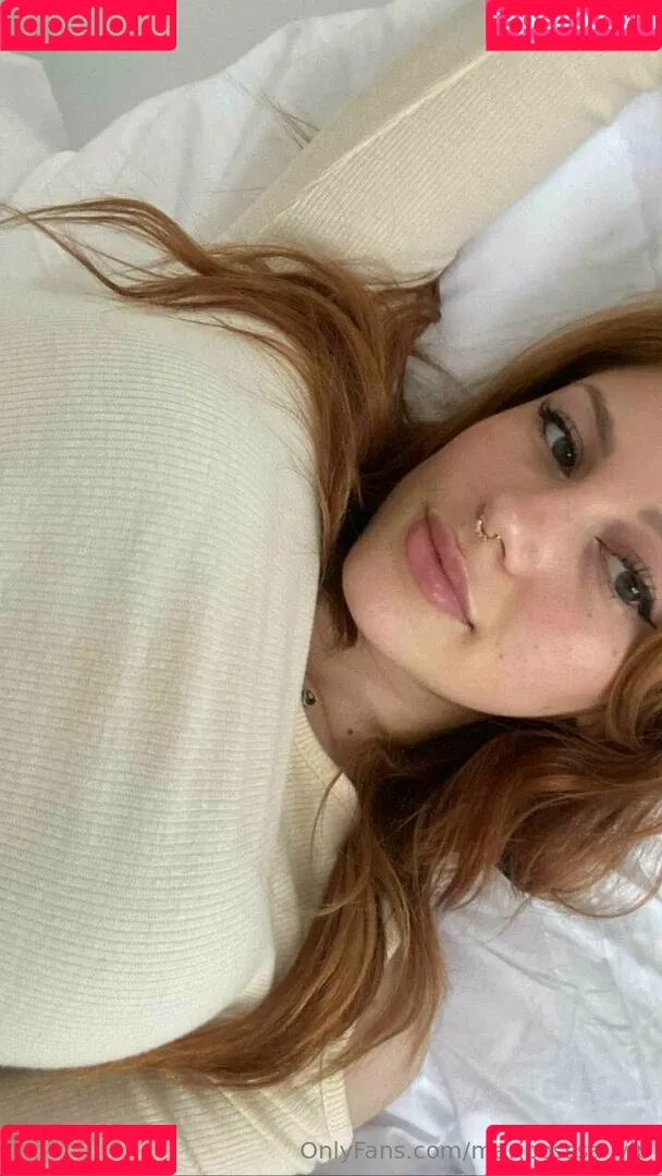 aliciaginger Onlyfans Photo Gallery 