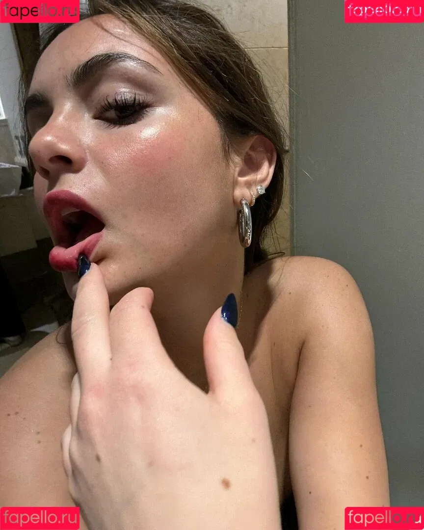Sarabella Harris Onlyfans Photo Gallery 