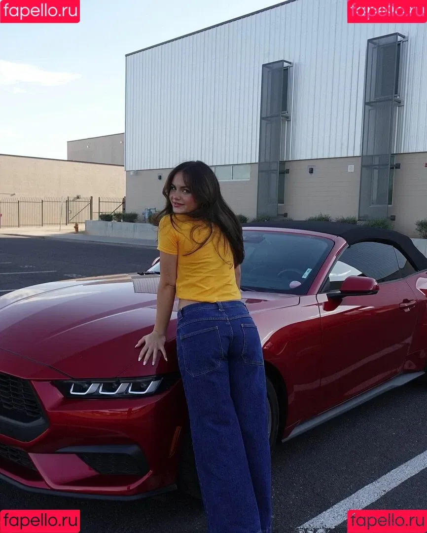 Sarabella Harris Onlyfans Photo Gallery 