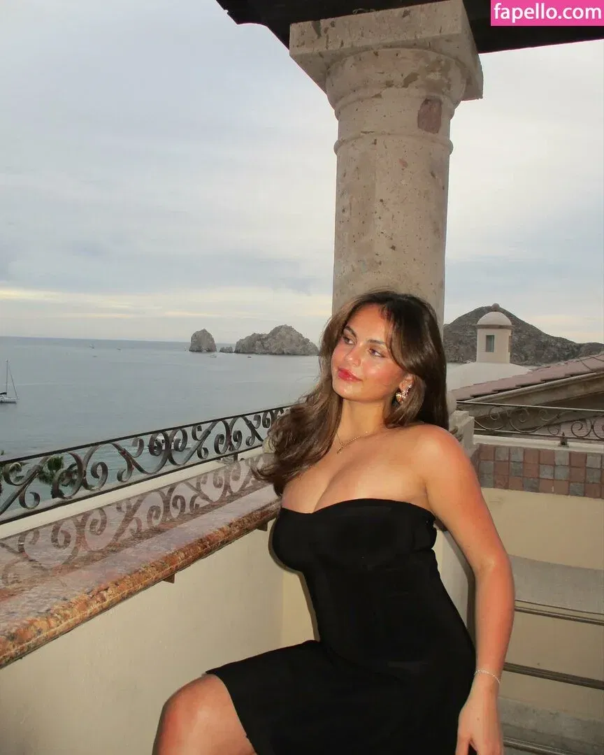 Sarabella Harris Onlyfans Photo Gallery 