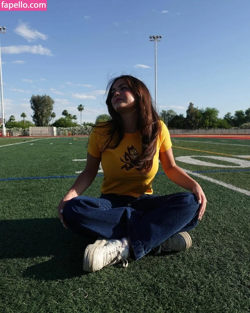 Sarabella Harris Onlyfans Photo Gallery 