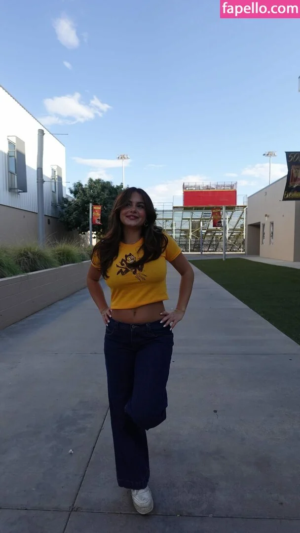 Sarabella Harris Onlyfans Photo Gallery 