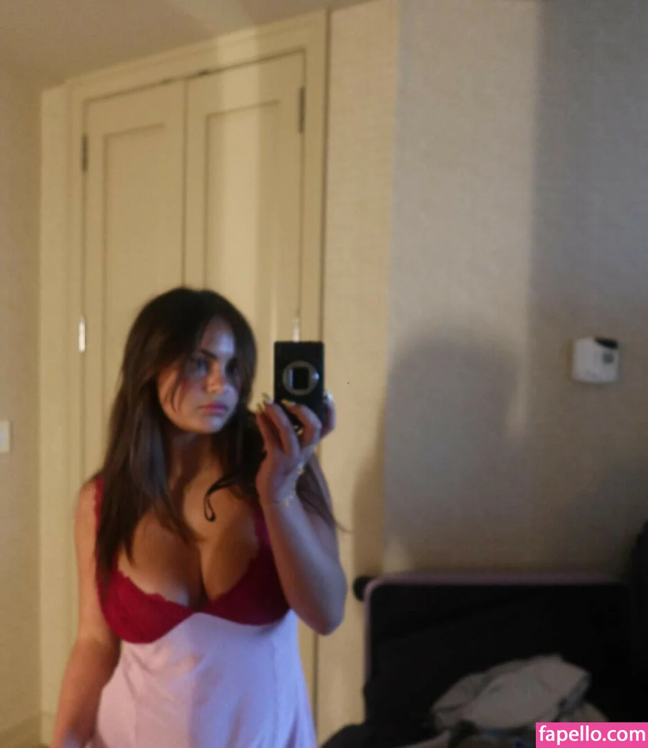 Sarabella Harris Onlyfans Photo Gallery 