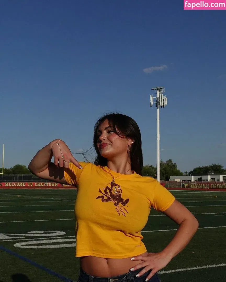 Sarabella Harris Onlyfans Photo Gallery 