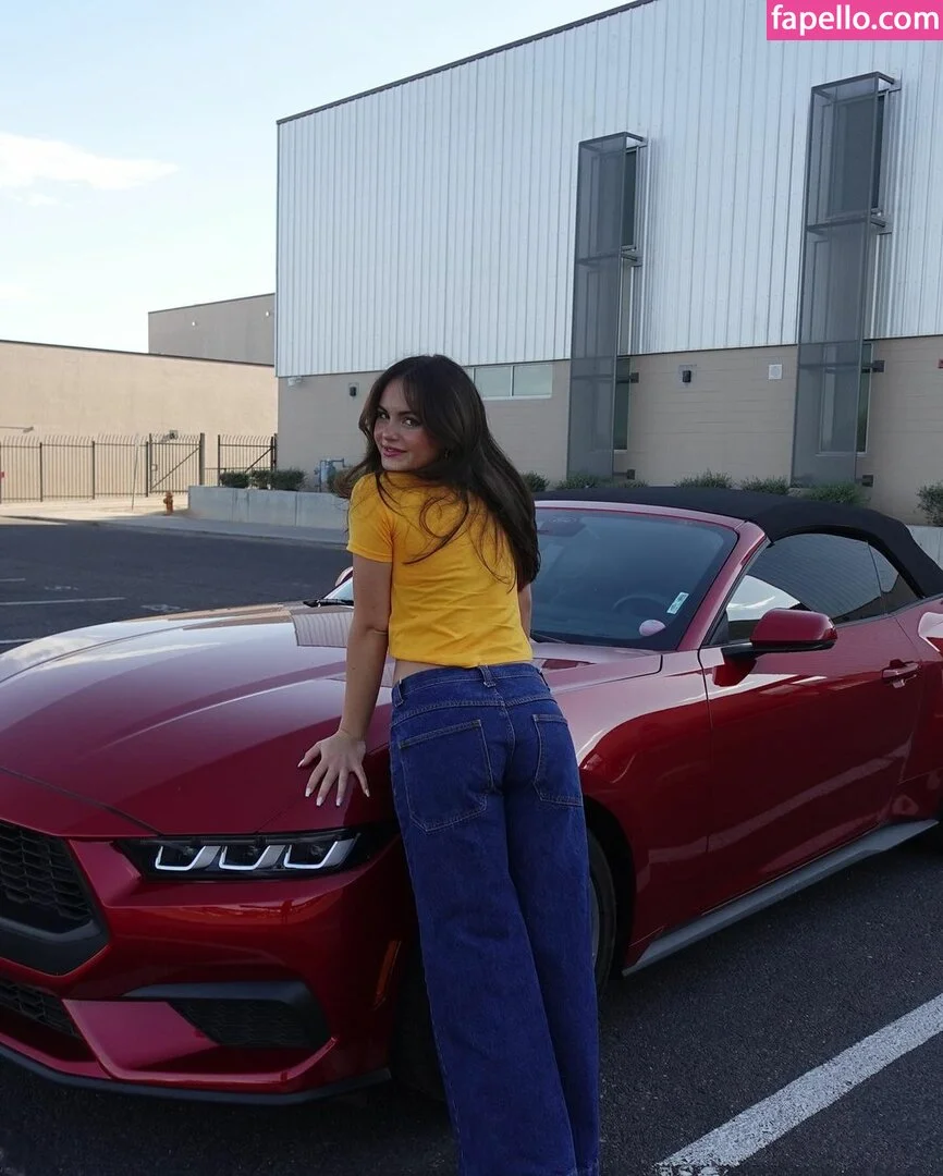 Sarabella Harris Onlyfans Photo Gallery 