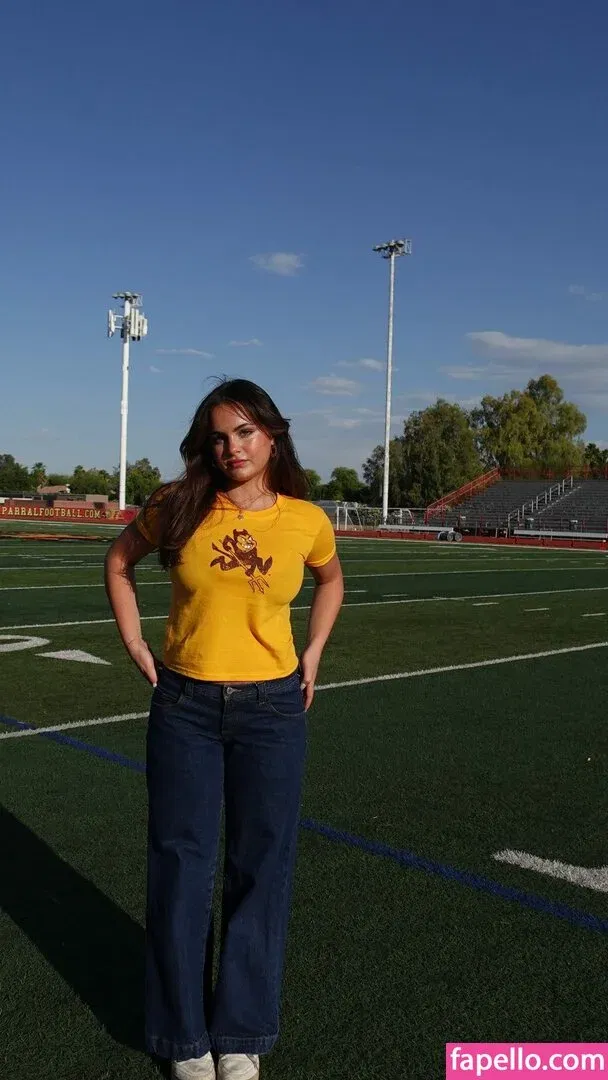 Sarabella Harris Onlyfans Photo Gallery 