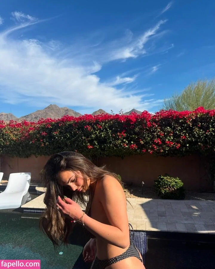 Sarabella Harris Onlyfans Photo Gallery 