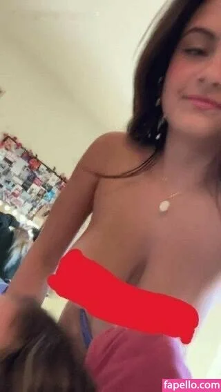 Sarabella Harris Onlyfans Photo Gallery 