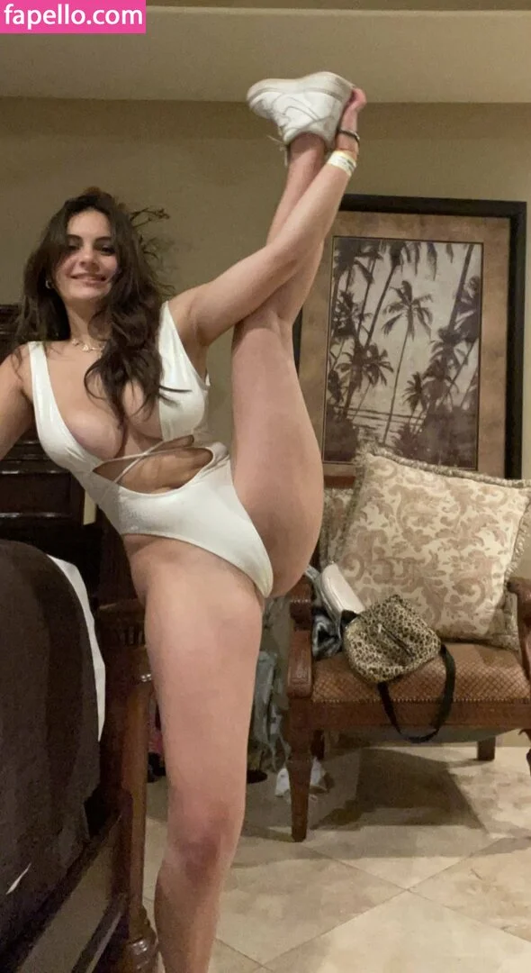 Sarabella Harris Onlyfans Photo Gallery 