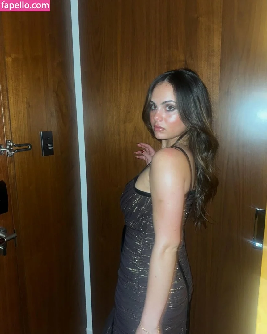 Sarabella Harris Onlyfans Photo Gallery 