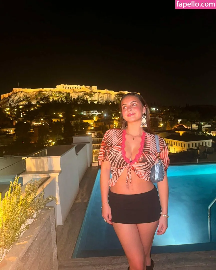 Sarabella Harris Onlyfans Photo Gallery 