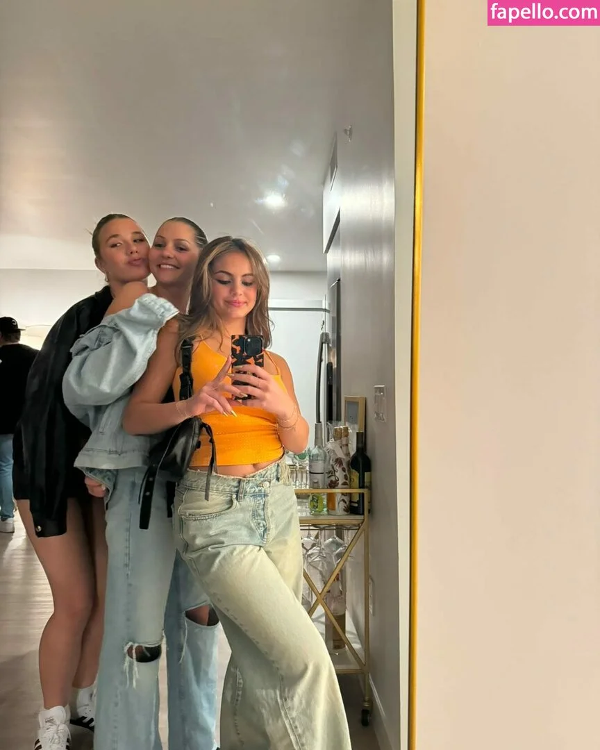 Sarabella Harris Onlyfans Photo Gallery 