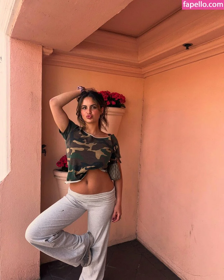 Sarabella Harris Onlyfans Photo Gallery 