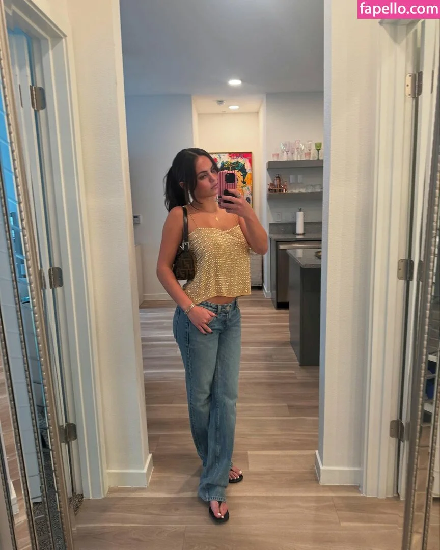 Sarabella Harris Onlyfans Photo Gallery 