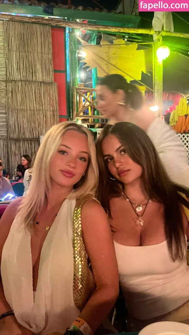 Sarabella Harris Onlyfans Photo Gallery 