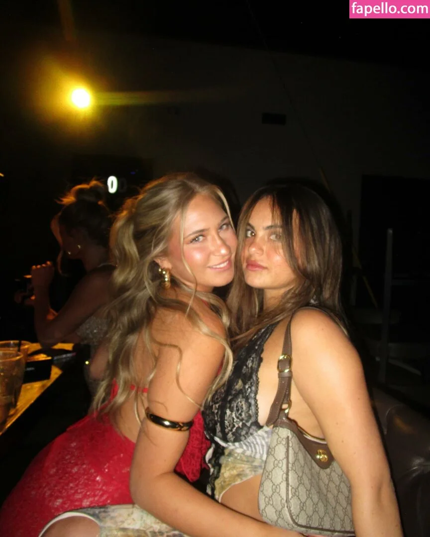 Sarabella Harris Onlyfans Photo Gallery 