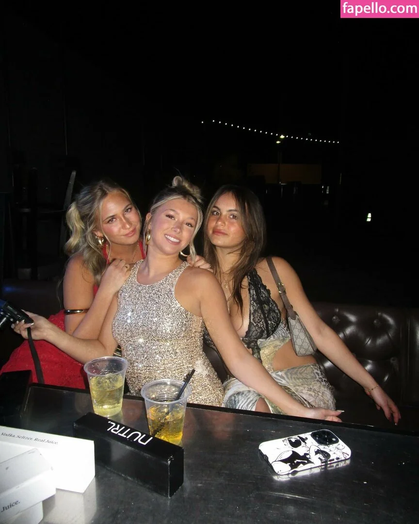 Sarabella Harris Onlyfans Photo Gallery 