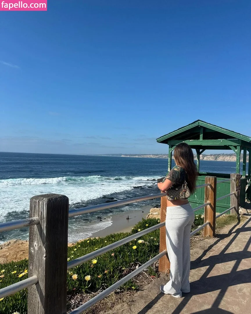 Sarabella Harris Onlyfans Photo Gallery 