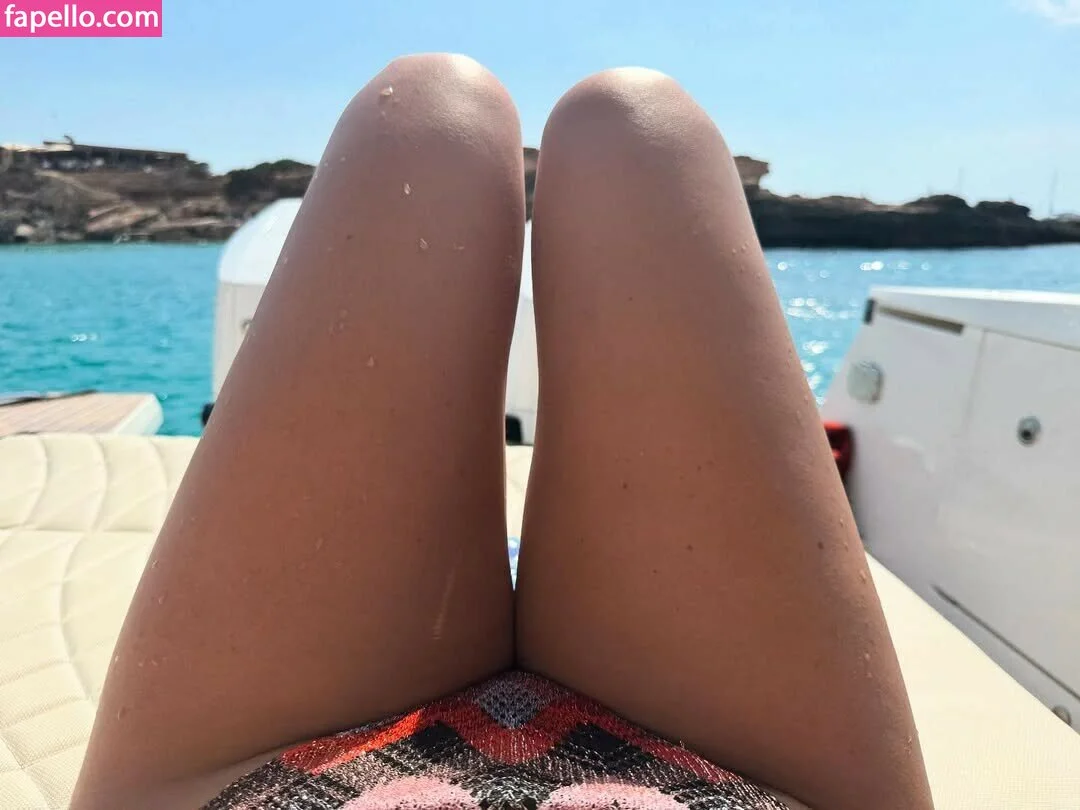 Sarabella Harris Onlyfans Photo Gallery 