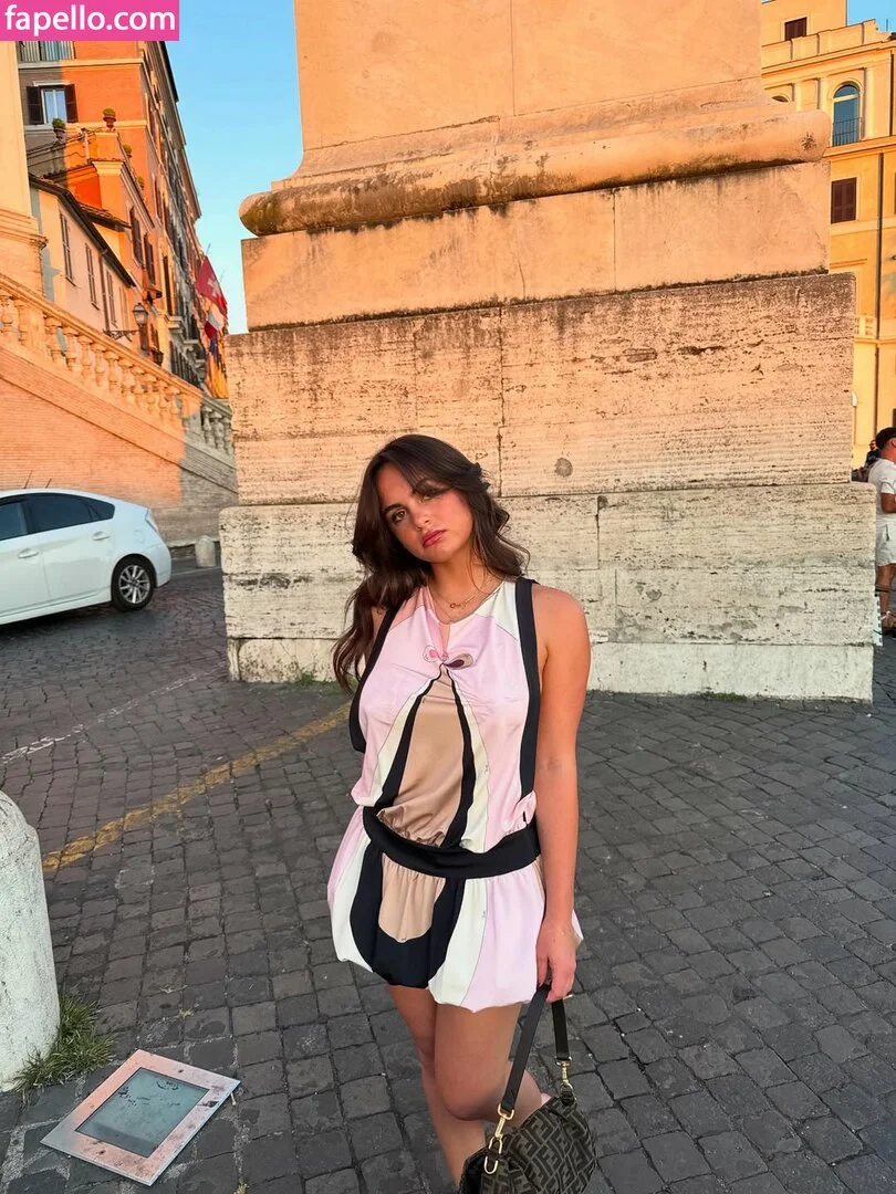 Sarabella Harris Onlyfans Photo Gallery 