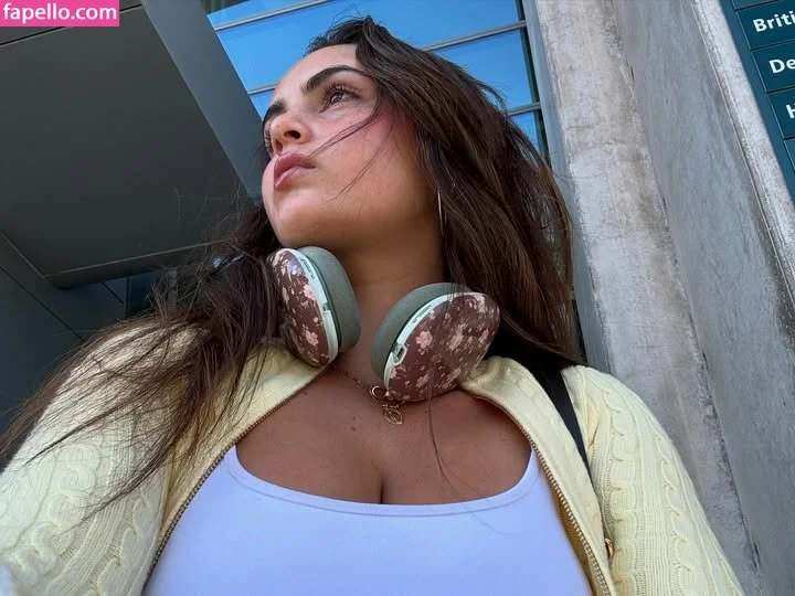 Sarabella Harris Onlyfans Photo Gallery 