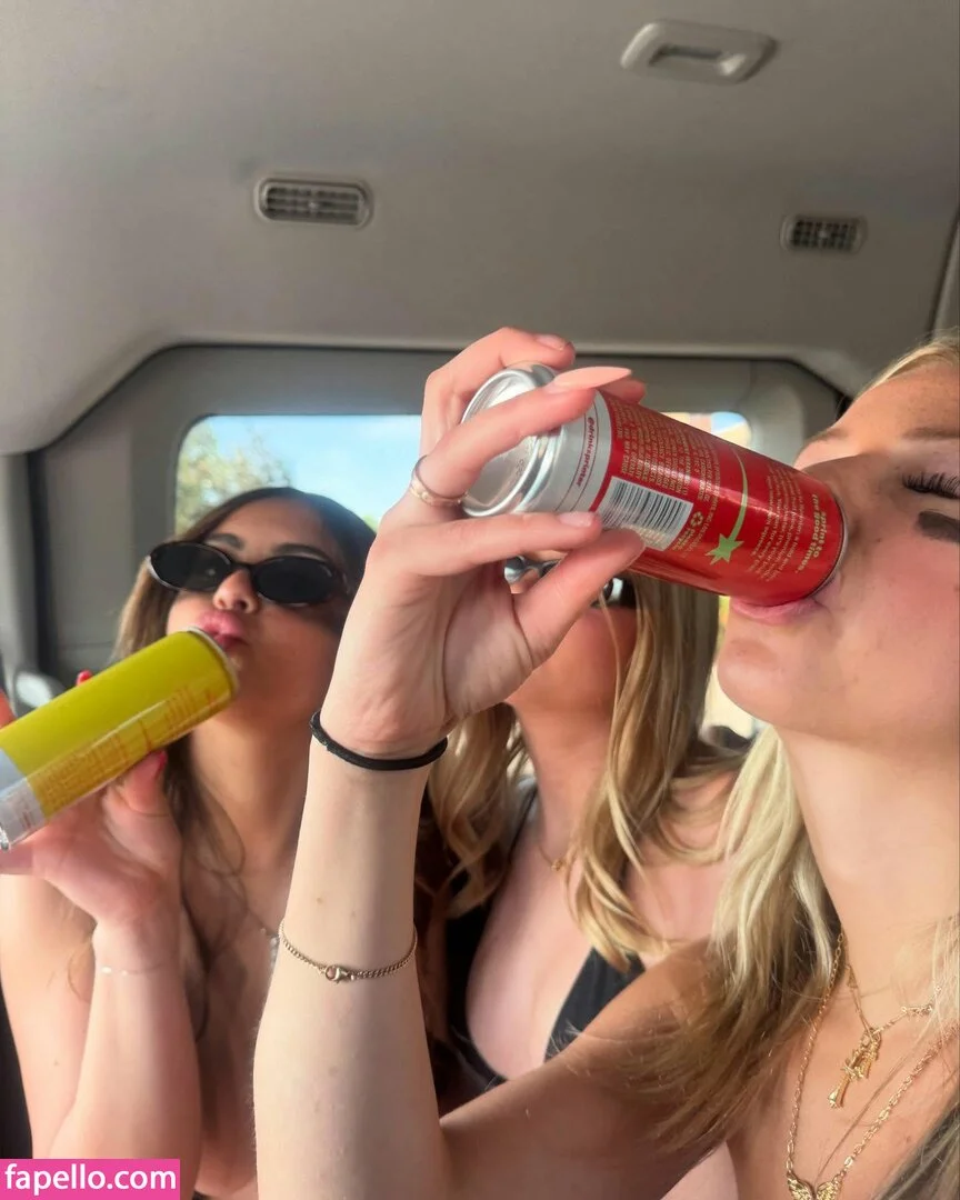 Sarabella Harris Onlyfans Photo Gallery 