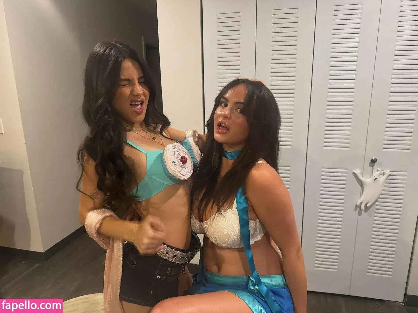 Sarabella Harris Onlyfans Photo Gallery 