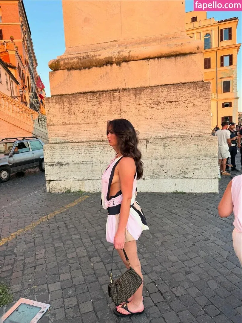 Sarabella Harris Onlyfans Photo Gallery 