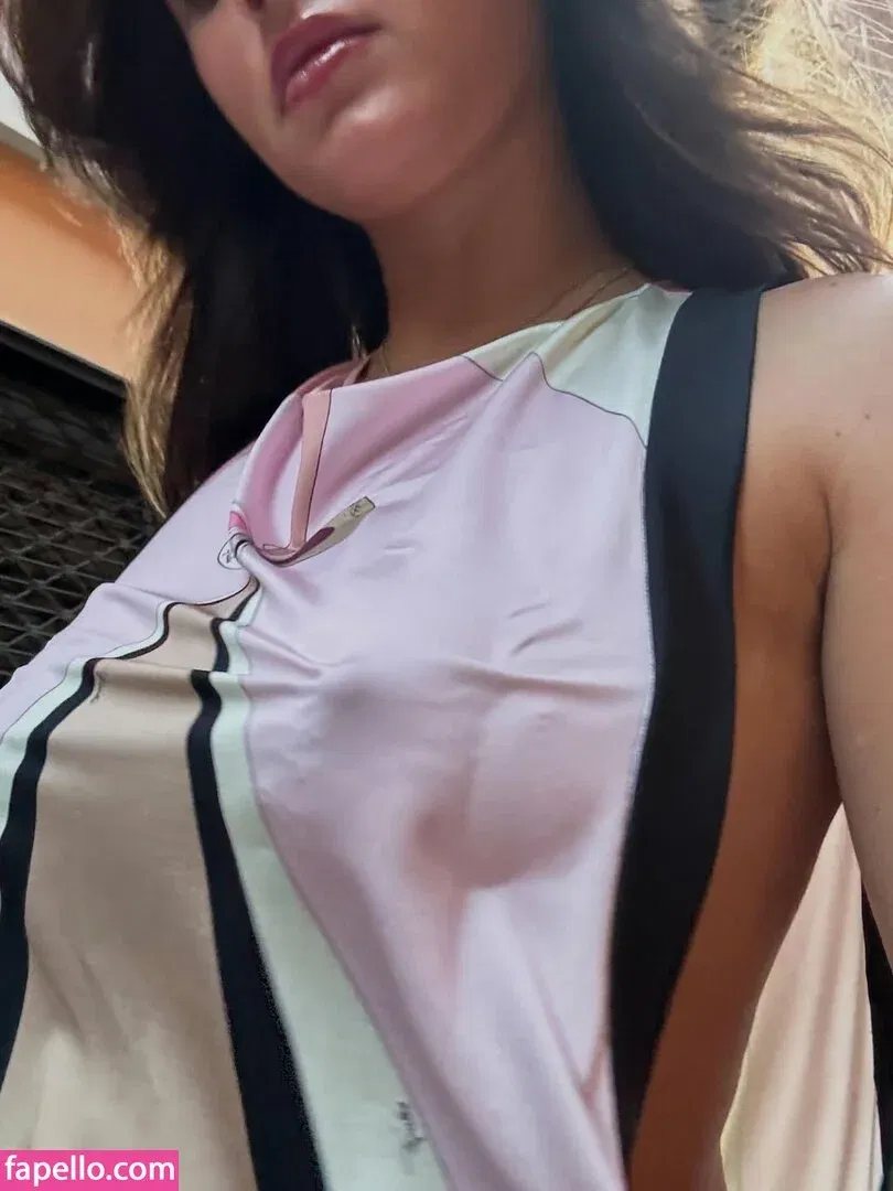 Sarabella Harris Onlyfans Photo Gallery 