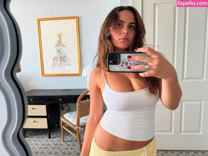 Sarabella Harris Onlyfans Photo Gallery 