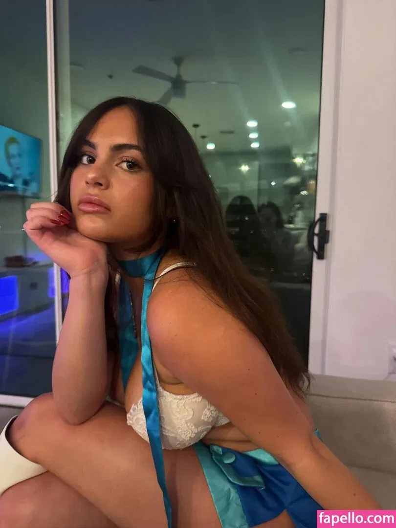 Sarabella Harris Onlyfans Photo Gallery 