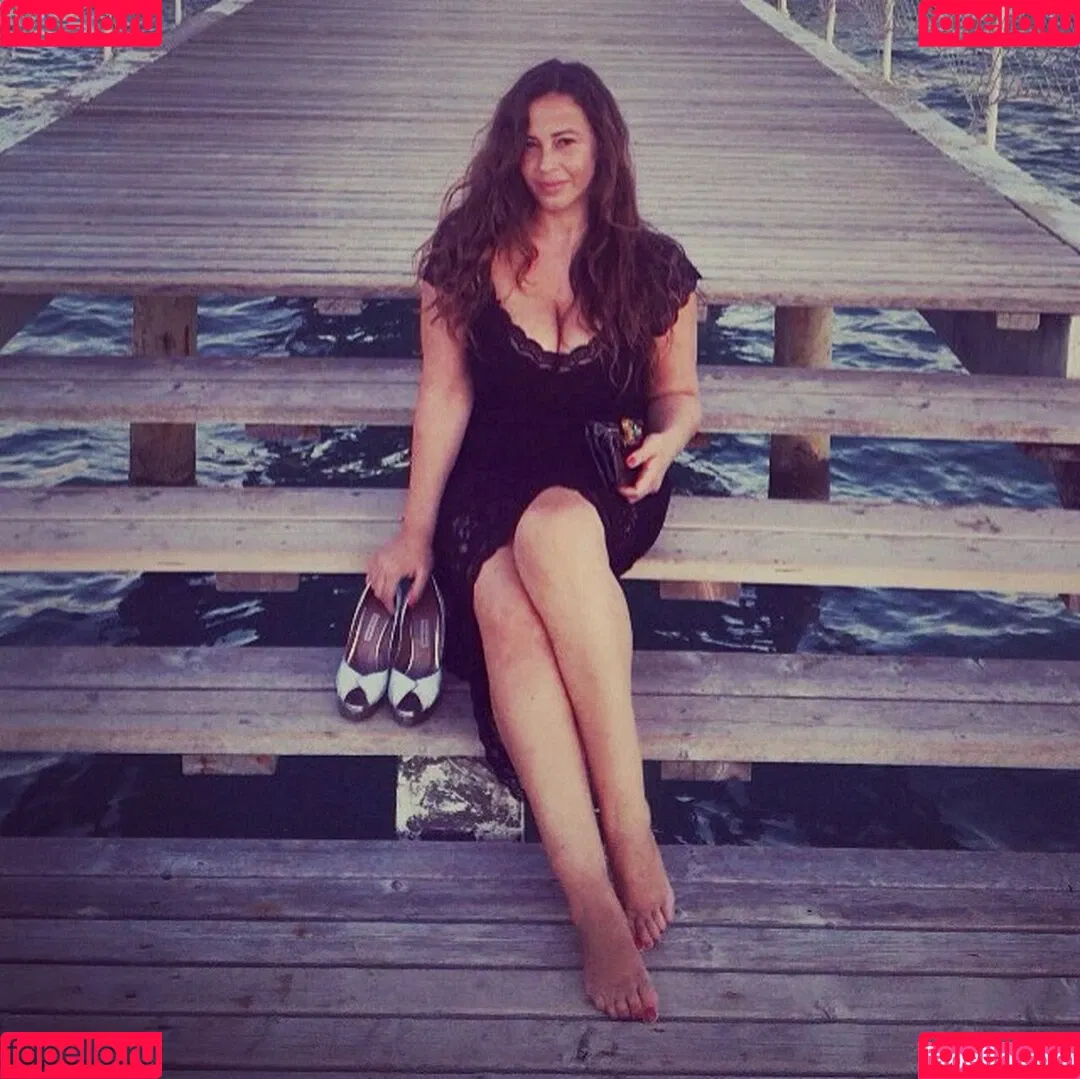 Serena Roberti Onlyfans Photo Gallery 