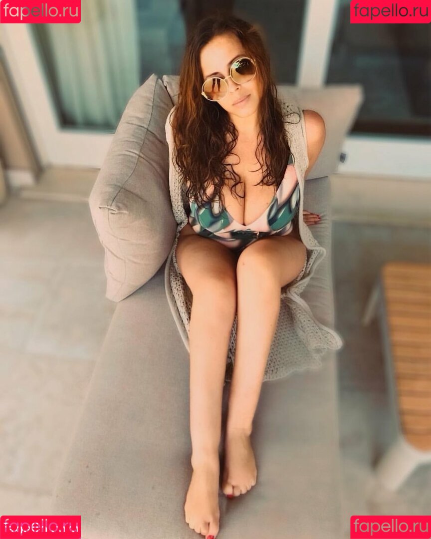 Serena Roberti Onlyfans Photo Gallery 