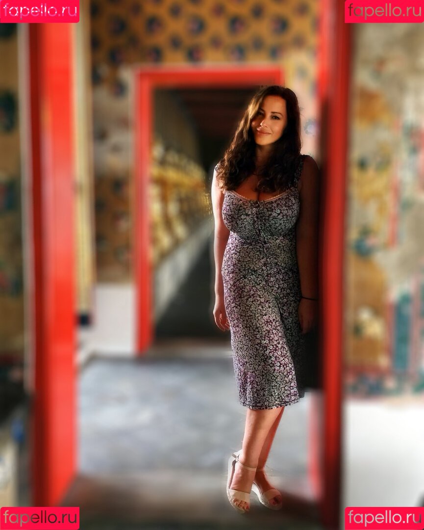 Serena Roberti Onlyfans Photo Gallery 