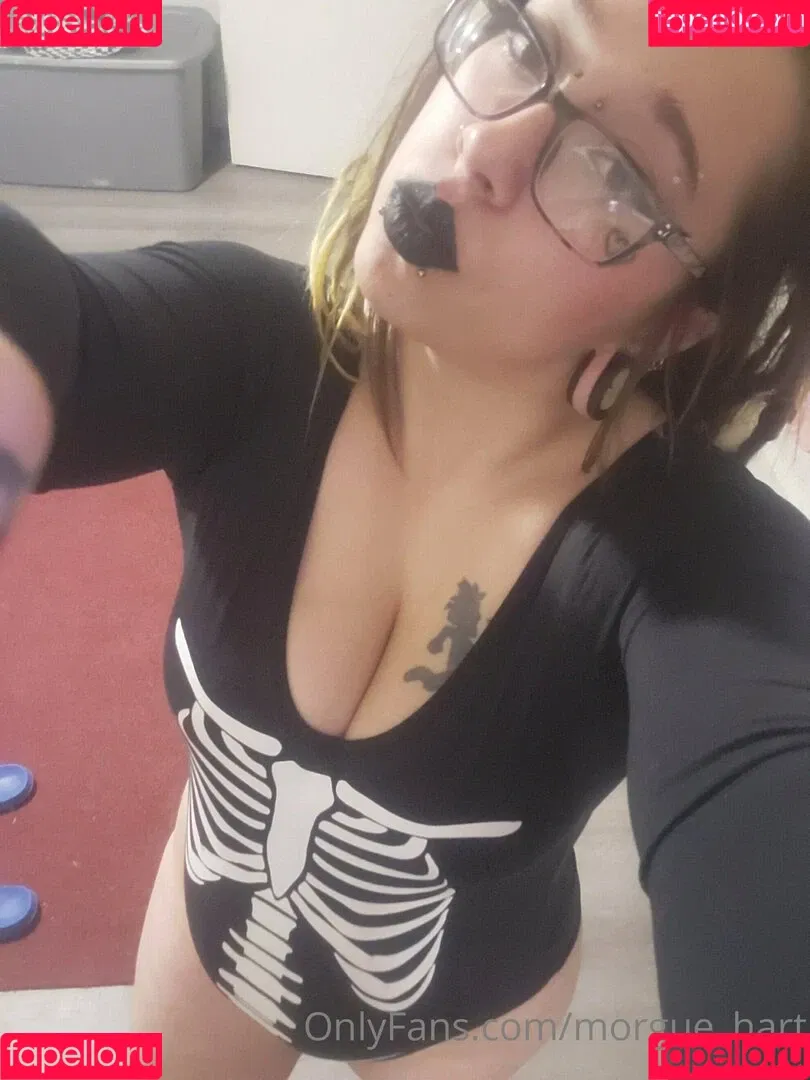 morgue_hart Onlyfans Photo Gallery 